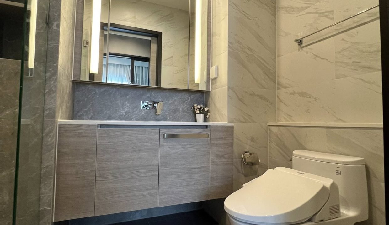 Condo for Rent at The Crest Park Residences Near Phahon Yothin | BACH Bangkok