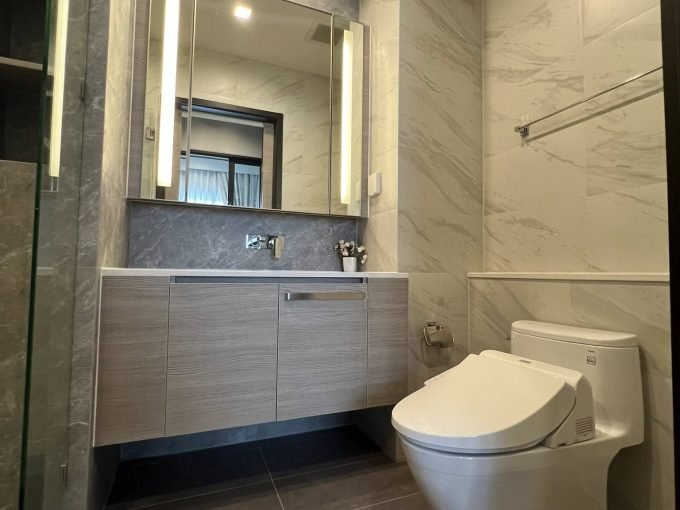 1 bedroom condo for rent at The Crest Park Residences. 35 sqm unit in Bangkok. Contact BACH Bangkok for more information.