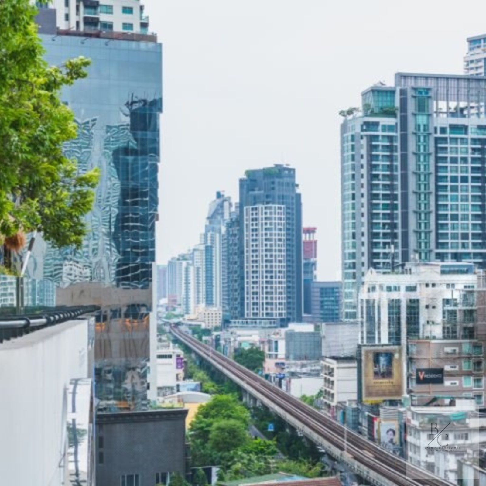 Condos near Benchasiri Park Phrom Phong Bangkok